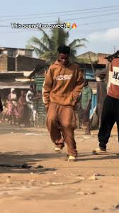 Dance Video: Official Larry07 Steps with Sweet Dance Sounds