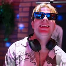 Stream Ian Taylor music