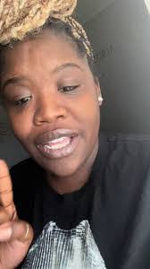 Monique Ellis's Instagram, Twitter & Facebook