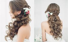 You get the look of lush curls with the ease and security that it will stay in place for the entire day. 20 Creative Half Up Half Down Wedding Hairstyles Hi Miss Puff
