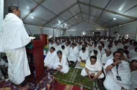 Aug 20, 2018 · wukuf adalah puncak ibadah haji yang jatuh pada 9 zhulhijjah atau 20 agustus 2018 sehingga idul adha, 10 zhulhijjah akan jatuh pada selasa 21 agustus 2018. 7 Pesan Menag Saat Wukuf