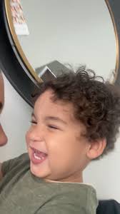 Me encontré este perrito dentro del mall of san juan, lo habían sacado 3  veces. es bien cariñoso, tranquilo, y entiendo que no crece mucho. Mi mamá  lo va a cuidar hoy