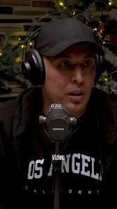 "Bu hayotda sizga yordam beradigan yagona inson bu o'ziz."  @elmurodhaqnazarov , Podcast: @nmagapsuhbat, Ko'proq shunga oid kontent  tomosha qilish uchun @vizieruz ga obuna bo'ling🙌, #podcast #maqsad ...