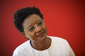 Beatriz Gomes Dias não disse que era bom os portugueses virem a ser uma  minoria