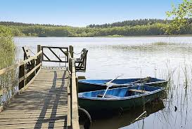 Zwischen diesen beiden seen liegt die reizvolle stadt hier erwarten sie wunderbare wellnessmomente, denn die häuser verfügen über einen pool oder naturerlebnisse an den mecklenburger seen. Ferienhaus Ferienwohnung Mecklenburgische Seen Tui Ferienhaus