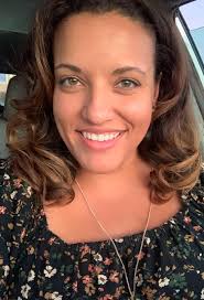 Want another juicy celeb clue? 'Course you do. Who do you think this  Leading Lady could be? Find out when I'm A Celebrity Get Me Out Of Here!  kicks off Jan 5