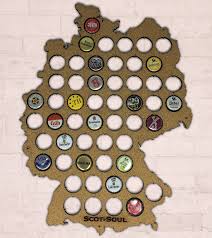 Geschenk Idee Fur Vatertag Bier Karte Deutschland Perfekt Fur Sammler 53 Kronkorken Kork 43 X 35 Cm Geschenke Karte Deutschland Kronkorken
