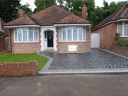 For this small front garden, we designed a functional but decorative space. A Beautiful New Front Garden Design For Mr Mrs Hurt In Southampton Aura Landscapes Front Garden Design Garden Design Ideas Uk Driveway Design