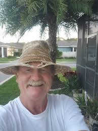 Does this hat make me look like Fred MacMurray?"