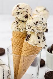 Oreo Ice Cream - Easy Ice Cream with Oreos!