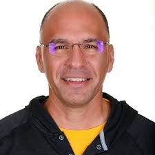 Tyler Hinkle's Instagram, Twitter & Facebook