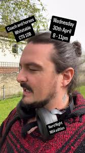 Dan had a quick chat with Robert Wellwood & Roger James from the Kingsclere  Stables about Dealt With and Orchestral. Will there be a new chant? Is  there only one Kingsclere Stables?