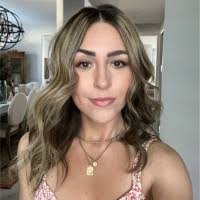 Katrina Pelkey's Instagram, Twitter & Facebook