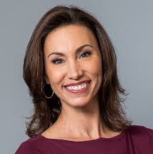 Carrie Wise's Instagram, Twitter & Facebook