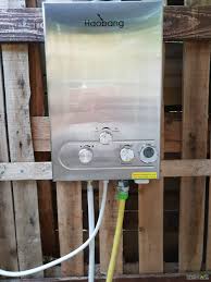 Autonome, propre, sans fil, le chauffage d'appoint peut répondre à bien des besoins. Chauffe Eau Au Gaz Haobang De L Eau Chaude Meme En Pleine Nature Maison Et Domotique
