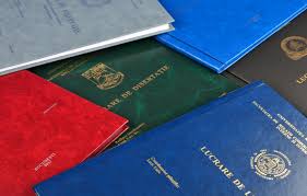 Numarul de telefon inainte de aprobarea in market se face o analiza automata (folosind infrastructura google) fiecare aplicatie e rulata 5 minute LucrÄri De DiplomÄ La Kilogram Site Urile Care Vand SperanÈe StudenÈilor NepregÄtiÈi O Afacere Din Ce In Ce Mai ProfitabilÄ Editia De Dimineata