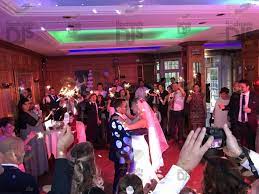 Stock des hotels deichgraf mit südbalkon und blick auf eine. Haus Deichgraf Dusseldorf Mobile Hochzeits Dj