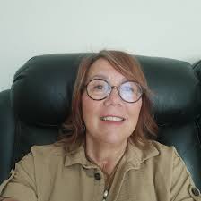 Hello everyone.Looking for a reasonably priced pub or stop over for a 6.79m  motorhome at/near Stonehenge. Thank you!