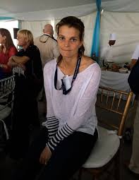 Après la mort de sa mère, alors qu'athina n'a que trois ans, elle devient la petite fille la plus riche du monde. Inside The Lonely World Of Athina Onassis