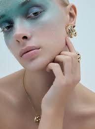 Alina Murphy walking for @onitsukatigerofficial #ss26 show. Casting by  @barbaranicolicasting and @leilaanannacasting