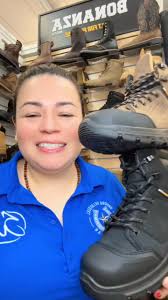 Botas para trabajar contra el agua 💦 #botas #botasdetrabajo  #botasparaeltrabajo #botascontraelagua #botaswaterproof #bootswaterproof  #boots #workboots @Sandra Western