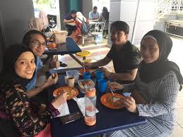 Penjawat awam malaysia berhak untuk cuti isteri bersalin selama 7 hari, segelinter kakitangan kerajaan negeri dibenarkan mengambil masa sehingga 14 hari. Iwmzu5hrxpjsqm