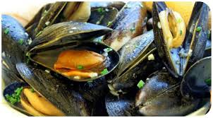 Qui puoi vedere il mio video su come fare: Ricette Siciliane La Pepata Di Cozze Blog Sicilian Secrets