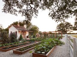 Episode 12 Season 5 Farmhouse Garden Family Garden Joanna Gaines Farmhouse