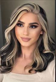 Who does alternative hair styles in Loveland and Foco?