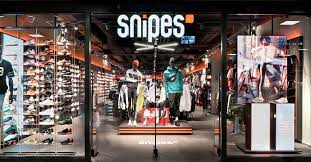 It appears something made us think you are a bot. Snipes Shoes And Streetwear Fashion In Balexert Geneva