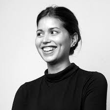 Carmen Beer's Instagram, Twitter & Facebook