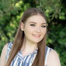 Cecelia Atkins's Instagram, Twitter & Facebook