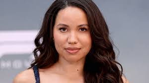 Stacy Stender's Instagram, Twitter & Facebook