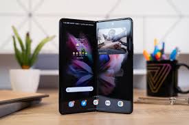 Samsung's new favorite child, the galaxy z fold 3, is on the way to replace the beloved by many galaxy note series. Lh4l998bpnjp6m