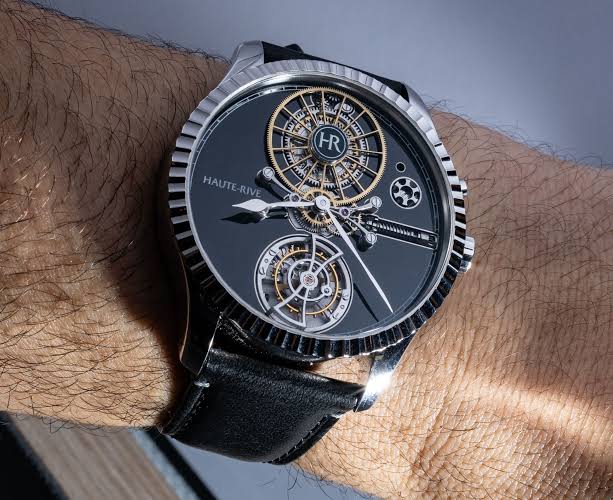 Hands-On: Haute-Rive Honoris I Watches With 1,000 Hours Of Power Reserve |  aBlogtoWatch
