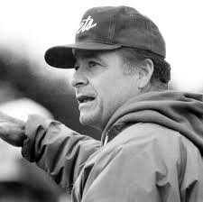 Joe Walton, Giants Star Who Found Futility as Jets Coach, Dies at 85