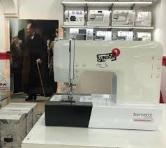 Bernina Bernette London 7 Ev Tipi Dikis Makinesi Aile Dikis Makinesi Ev Dikis Makinasi Eski Siyah Dikis Makinasi Alim Satim Tamir Bakimi Singer Beko Zetina Nouman Yoknaz Victoria Pfaff Zenith