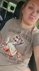 Nikki Belcher's Instagram, Twitter & Facebook