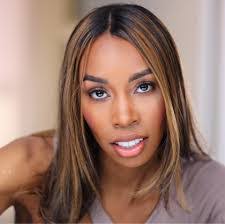 Evelyn Beamon's Instagram, Twitter & Facebook