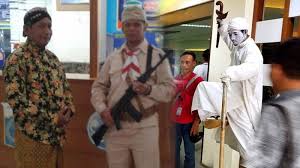 Begini latar belakang terciptanya samsat online nasional (samolnas). Pegawai Samsat Jakarta Pakai Kostum Untuk Peringati Hari Pahlawan Ada Yang Yang Bisa Melayang Halaman All Tribunstyle Com