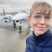 Nora Leslie's Instagram, Twitter & Facebook