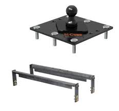 A gooseneck hitch is a hitch installed directly over the trucked of the truck. Curt Over Bed Fixed Ball Gooseneck Hitch Complete Kit Universal Fit Hitch Warehouse