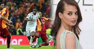 Elif aksu, vinicius junior'ı izleyip paylaştı, junior'dan yanıt geldi. Turk Model Elif Aksu Kimdir Elif Aksu Kac Yasinda Ve Nereli Son Dakika Magazin Haberleri