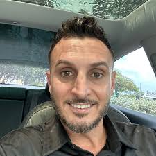 Aaron Ingham's Instagram, Twitter & Facebook