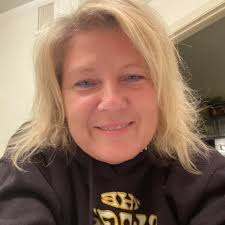 Can a felony record affect apartment rental options?