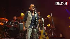 Vind topnummers en albums van wolfgang ambros waaronder 'schifoan', 'geh von mir (remastered)' en . Wolfgang Ambros A Mensch Mocht I Bleiben Donauinselfest 2019 Youtube