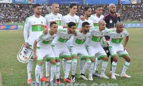 رايس وهاب مبولحي في مركز الظهير. El Hadef Ø§Ù„Ù‡Ø¯Ù Ø±Ø³Ù…ÙŠØ§ ØªØ´ÙƒÙŠÙ„Ø© Ø§Ù„Ù…Ù†ØªØ®Ø¨ Ø§Ù„Ø¬Ø²Ø§Ø¦Ø±ÙŠ Ø¶Ø¯ ØªÙˆÙ†Ø³ ÙÙŠ ÙƒØ§Ù† 20 Lis