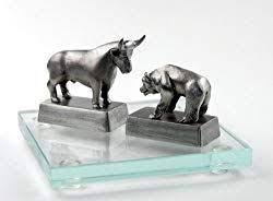 zinnminiaturen borse bulle bar auf glassockel miniatur bullen zinn