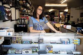 Triple play sports cards, ohio. Wyoming Store A Witness To National Collector Card Craze