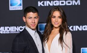 Nick Jonas Dated These Ladies Before Falling For Priyanka Chopra He spent the majority of his childhood in wyckoff, new jersey, where he, along family, ethnicity & girlfriend. nick jonas dated these ladies before